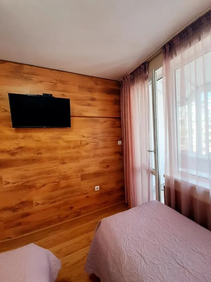 Private Rooms Silvia Varna Guest house